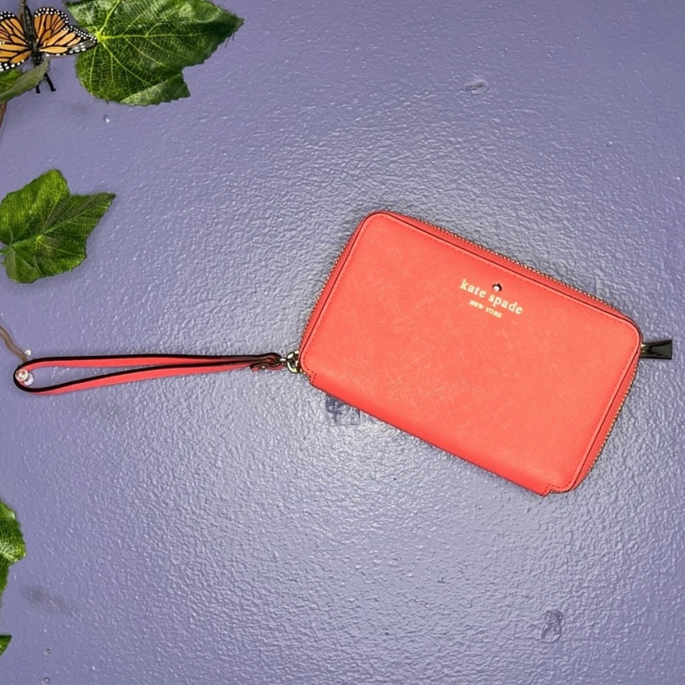 KATE SPADE Coral Wristlet Wallet